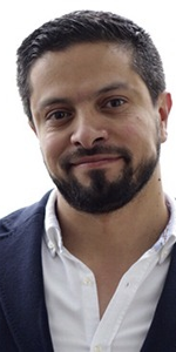 Miembro Asociado Daniel-Santiago-Higuera